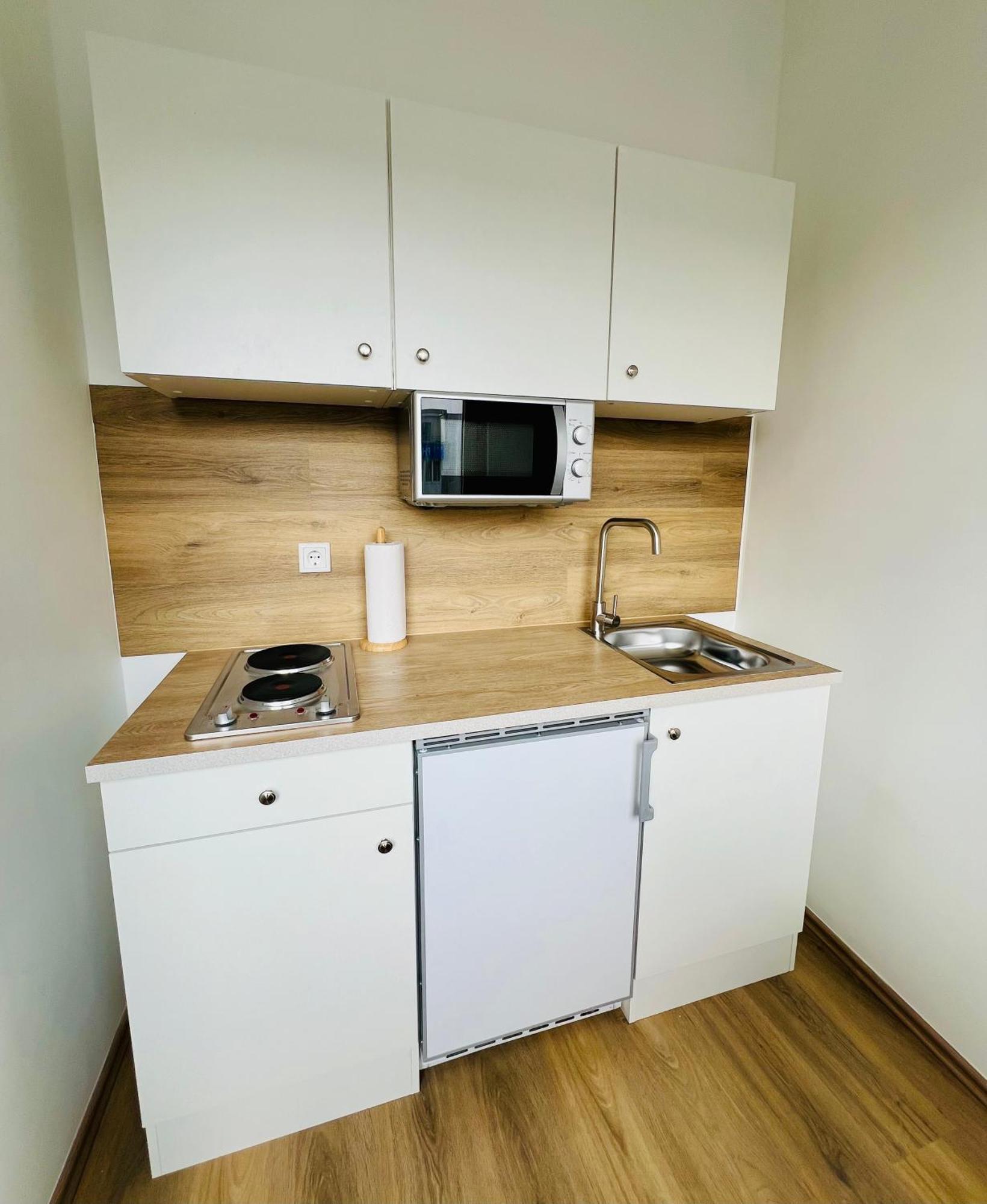 Zentral Gelegenes Und Stilvoll Moebliertes Apartment In Duisburg Nur 5 Minuten Vom Hbf Und City, Ideal Fuer Pendler Und Messebesucher Dış mekan fotoğraf