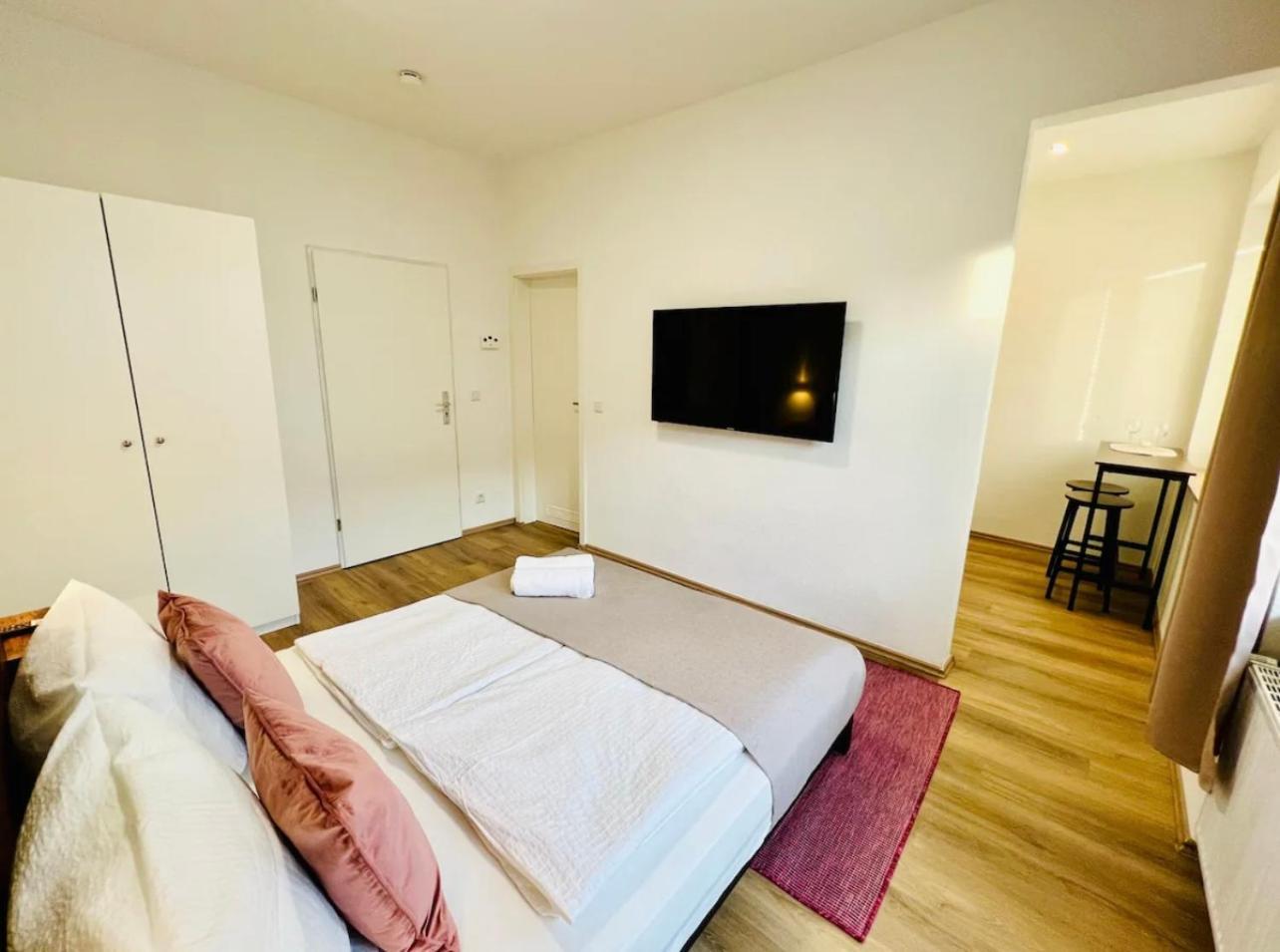 Zentral Gelegenes Und Stilvoll Moebliertes Apartment In Duisburg Nur 5 Minuten Vom Hbf Und City, Ideal Fuer Pendler Und Messebesucher Dış mekan fotoğraf