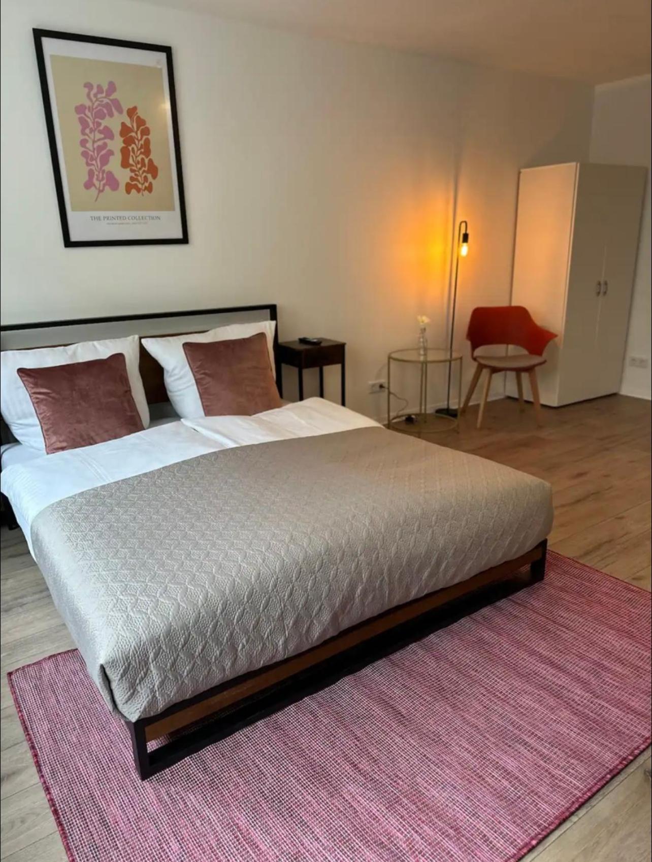 Zentral Gelegenes Und Stilvoll Moebliertes Apartment In Duisburg Nur 5 Minuten Vom Hbf Und City, Ideal Fuer Pendler Und Messebesucher Dış mekan fotoğraf