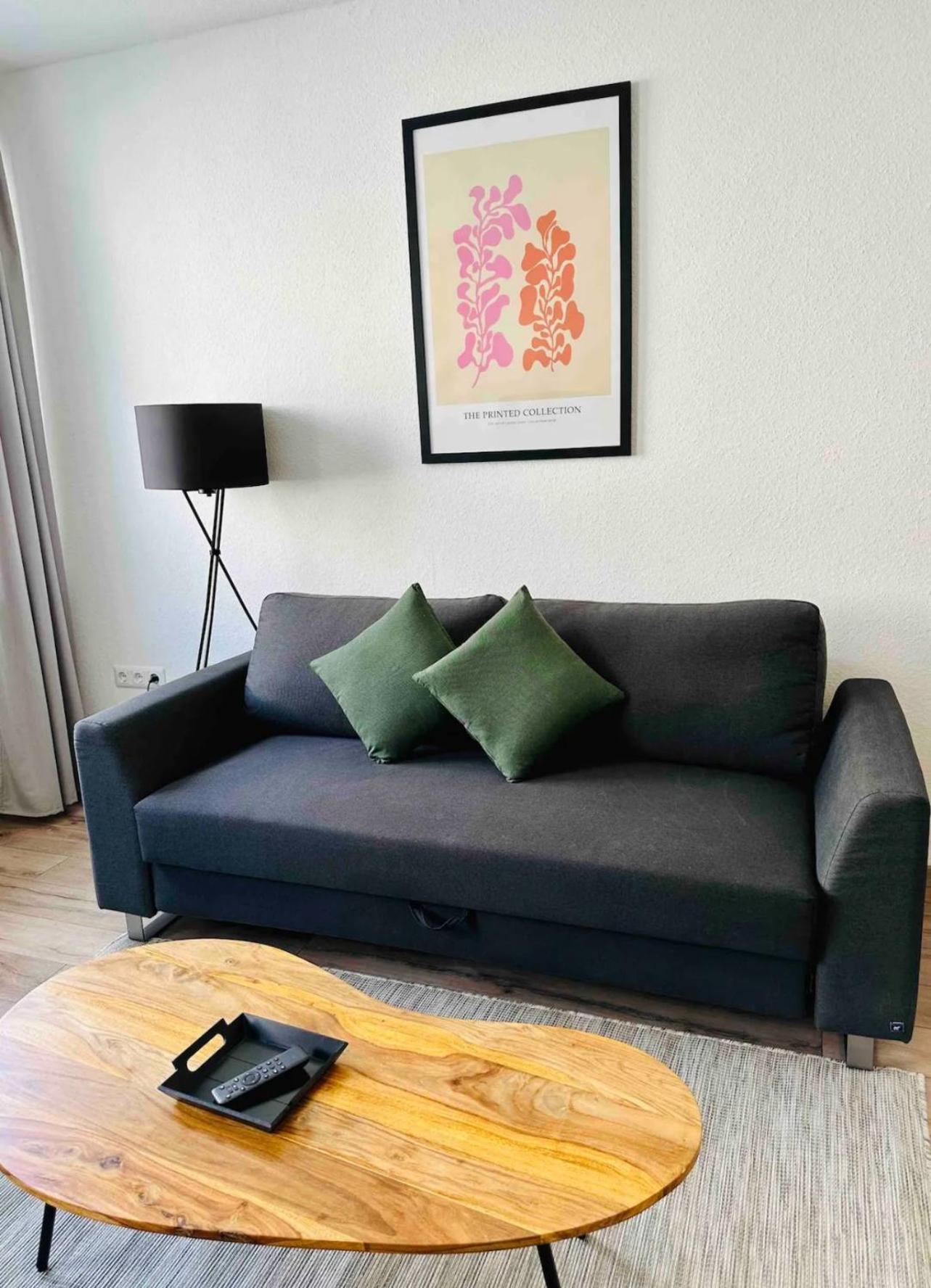 Zentral Gelegenes Und Stilvoll Moebliertes Apartment In Duisburg Nur 5 Minuten Vom Hbf Und City, Ideal Fuer Pendler Und Messebesucher Dış mekan fotoğraf